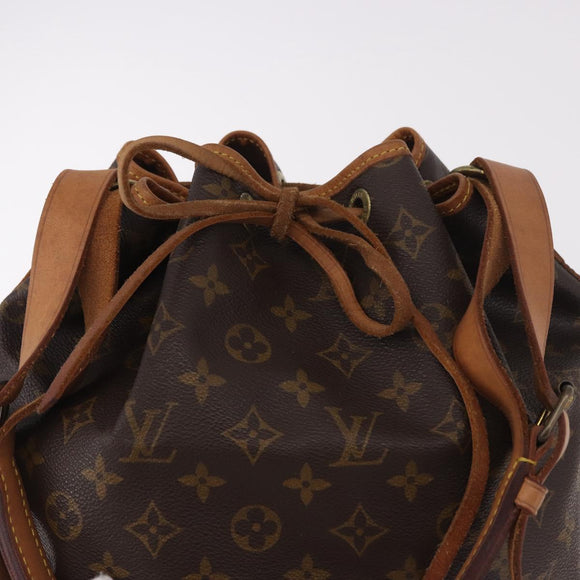 LOUIS VUITTON Monogram Petit Noe Shoulder Bag M42226 LV Auth 183207SAV