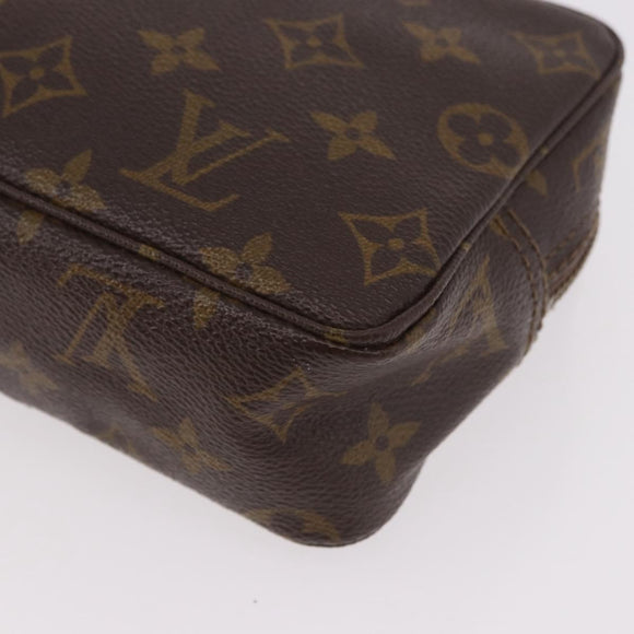 LOUIS VUITTON Monogram Trousse Toilette 18 Pouch M47526 LV Auth 183415A