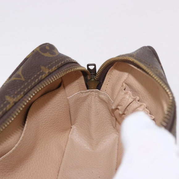 LOUIS VUITTON Monogram Trousse Toilette 18 Pouch M47526 LV Auth 183415A
