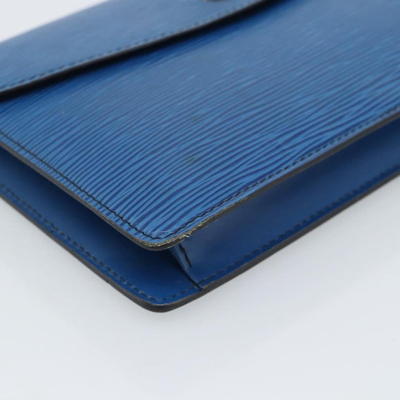 LOUIS VUITTON Epi Montaigne 23 Clutch Bag Blue M52665 LV Auth 183602