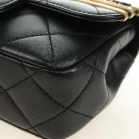 CHANEL Mini Matelasse 17 Kettingtas Lamsleer Zwart Goud CC Auth 183626SM