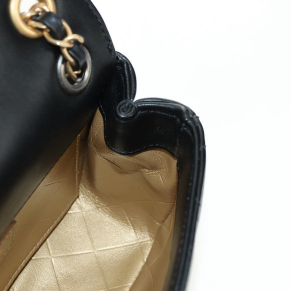 CHANEL Mini Matelasse 17 Kettingtas Lamsleer Zwart Goud CC Auth 183626SM