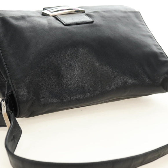 FENDI Mamma Baguette Shoulder Bag Leather Black Silver Auth 183639V
