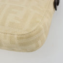FENDI Zucca Canvas Mamma Baguette Schoudertas Beige Zilver Auth 183769SAV-12