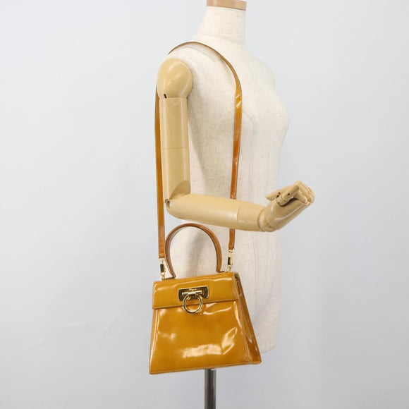 Salvatore Ferragamo Gancini Handtasche Lackleder 2-Wege Goldgelb Auth 183782