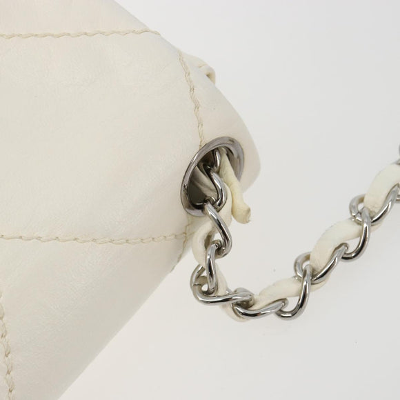 CHANEL Matelasse Chain Shoulder Bag Leather White Silver CC Auth 183793V