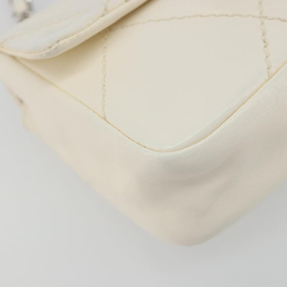CHANEL Matelasse Chain Shoulder Bag Leather White Silver CC Auth 183793V