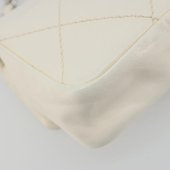CHANEL Matelasse Chain Shoulder Bag Leather White Silver CC Auth 183793V