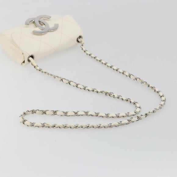 CHANEL Matelasse Chain Shoulder Bag Leather White Silver CC Auth 183793V