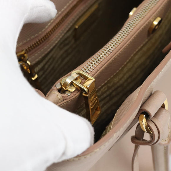 PRADA Handtas Saffiano Leer 2-weg Beige Goud Auth 183886A