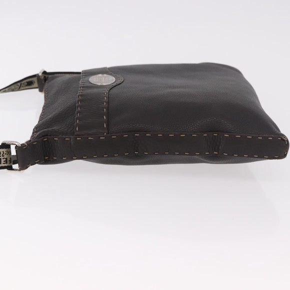 FENDI Celeria Umhängetasche Leder Schwarz Silber Auth 183899A