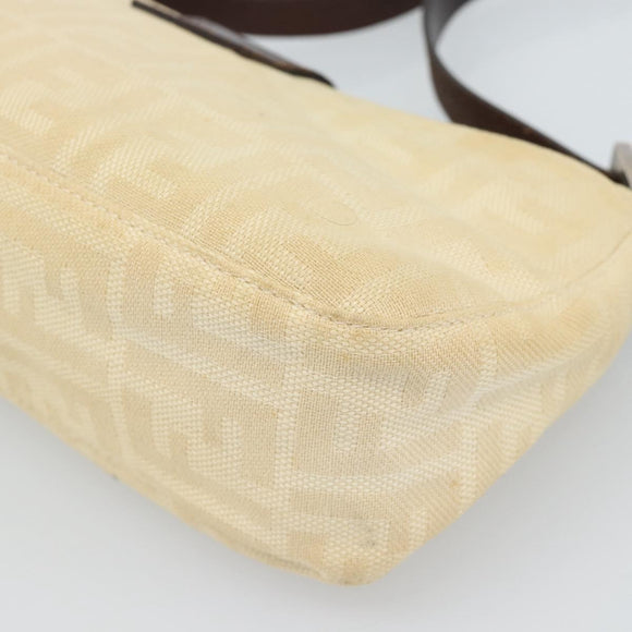 FENDI Zucca Canvas Mamma Baguette Schultertasche Beige Silber Auth 184155