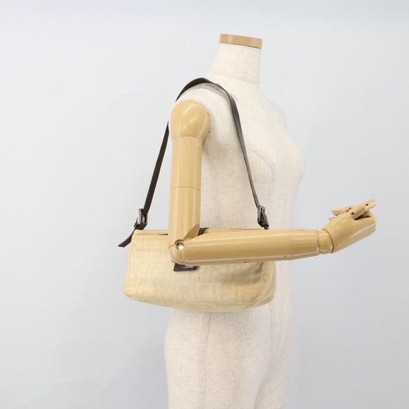 FENDI Zucca Canvas Mamma Baguette Schultertasche Beige Silber Auth 184155