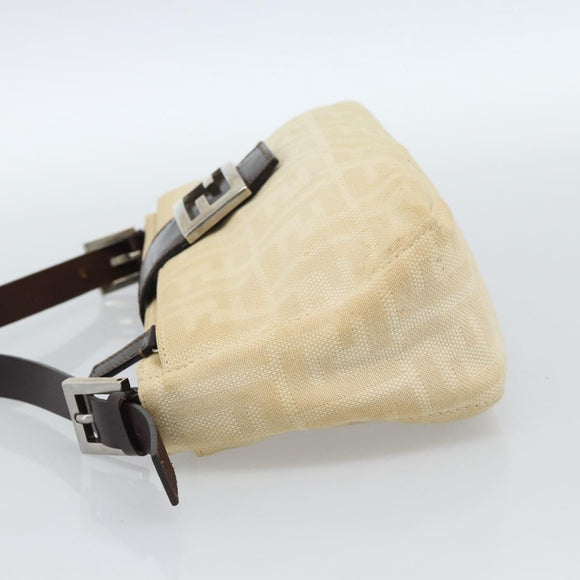 FENDI Zucca Canvas Mamma Baguette Schultertasche Beige Silber Auth 184155