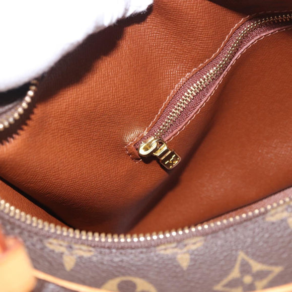 LOUIS VUITTON Monogram Boulogne 30 Shoulder Bag M51265 LV Auth 184202V