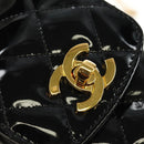 CHANEL Matelasse Chain Shoulder Bag Patent leather Black Gold CC Auth 184272V-19