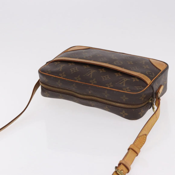 LOUIS VUITTON Monogram Trocadero 27 Shoulder Bag M51274 LV Auth 184704