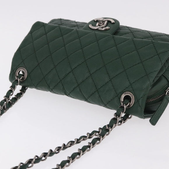 CHANEL Chain Matelasse 25 Shoulder Bag Caviar Skin Green CC Auth 184818SAV