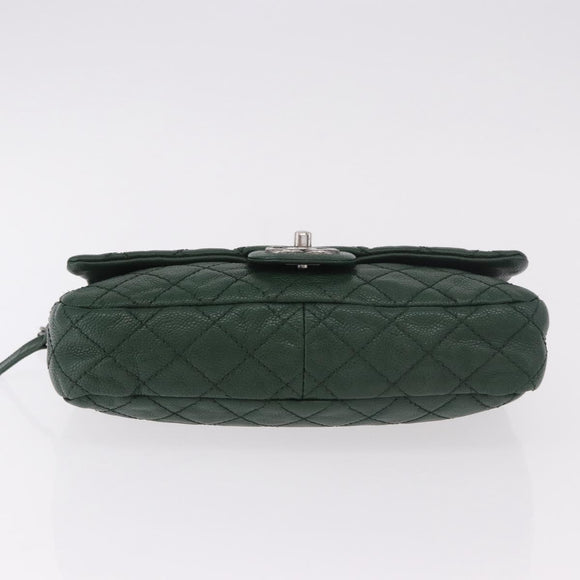 CHANEL Chain Matelasse 25 Shoulder Bag Caviar Skin Green CC Auth 184818SAV