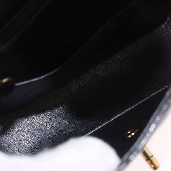CHANEL Mini Matelasse 17 Chain Bag Patent leather Black Gold CC Auth 184825V