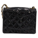 CHANEL Mini Matelasse 17 Chain Bag Patent leather Black Gold CC Auth 184825V-3
