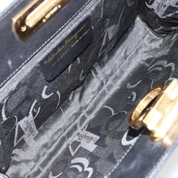 Salvatore Ferragamo Gancini Chain Shoulder Bag Leather Black Gold Auth 185103A