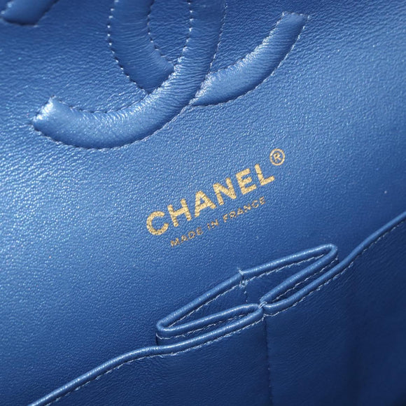 CHANEL Chain Matelasse 25 Shoulder Bag Caviar Skin Blue Gold CC Auth 185395SM
