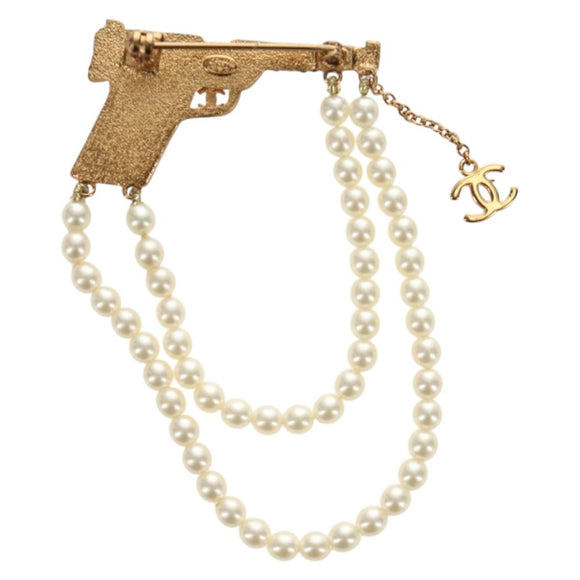 CHANEL Brooch metal Gold Tone CC Auth 185416SM