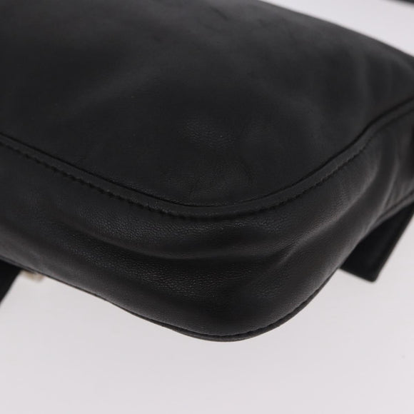 FENDI Mamma Baguette Shoulder Bag Leather Black Silver Auth 185435SAV