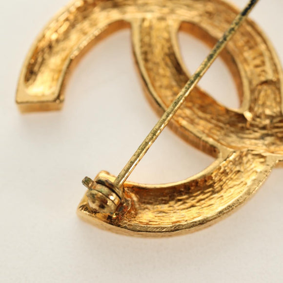 CHANEL COCO Mark Brooch metal Gold Tone CC Auth 185473V