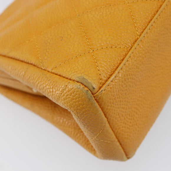 CHANEL Matelasse Chain Shoulder Bag Caviar Skin Yellow Gold CC Auth 185743