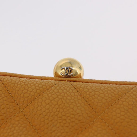 CHANEL Matelasse Chain Shoulder Bag Caviar Skin Yellow Gold CC Auth 185743A