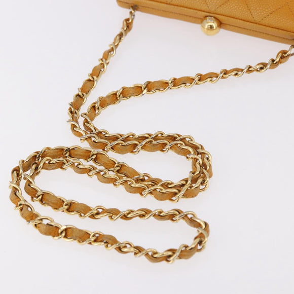 CHANEL Matelasse Chain Shoulder Bag Caviar Skin Yellow Gold CC Auth 185743A