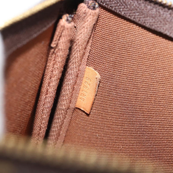 LOUIS VUITTON Monogram Pochette Accessoires Pouch M51980 LV Auth 185753A