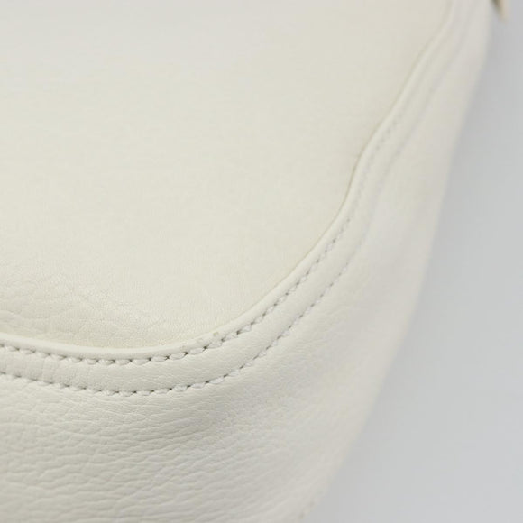 FENDI Mamma Baguette Shoulder Bag Leather White Silver Auth 185820M