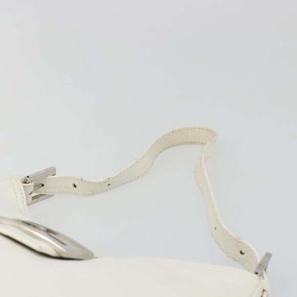 FENDI Mamma Baguette Shoulder Bag Leather White Silver Auth 185820M
