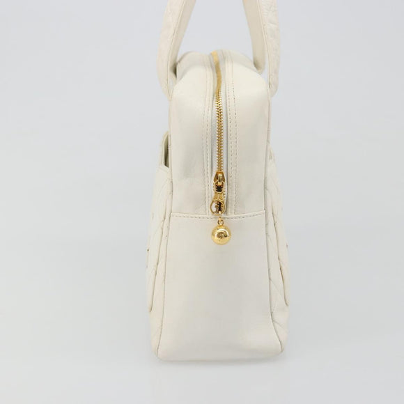 CHANEL Matelasse Hand Bag Canvas White Gold CC Auth 185821A