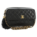 CHANEL Matelasse Chain Shoulder Bag Lamb Skin Gold Black CC Auth 185851SM-1