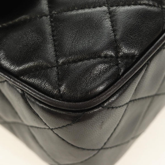 CHANEL Matelasse Chain Shoulder Bag Lamb Skin Gold Black CC Auth 185851SM