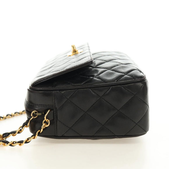 CHANEL Matelasse Chain Shoulder Bag Lamb Skin Gold Black CC Auth 185851SM