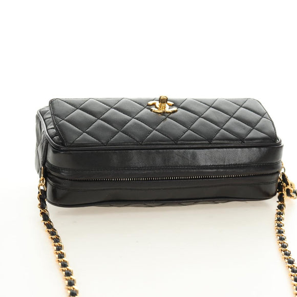 CHANEL Matelasse Chain Shoulder Bag Lamb Skin Gold Black CC Auth 185851SM
