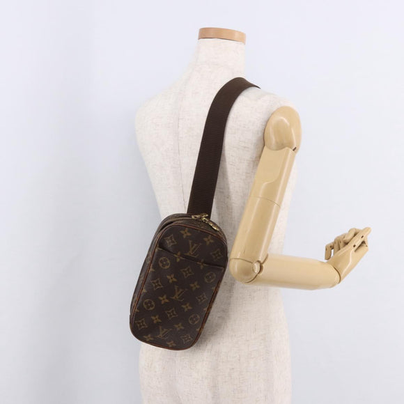LOUIS VUITTON Monogram Pochette Gange Shoulder Bag M51870 LV Auth 185949