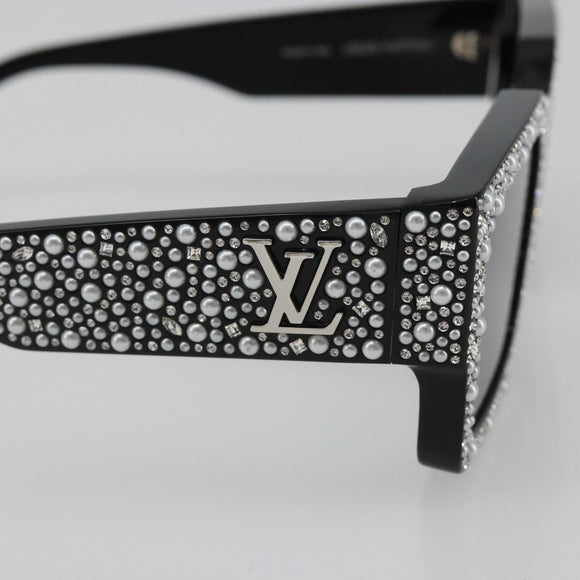 LOUIS VUITTON LV Crush Pearl & Strass Sunglasses plastic Z2396E LV Auth 186416M