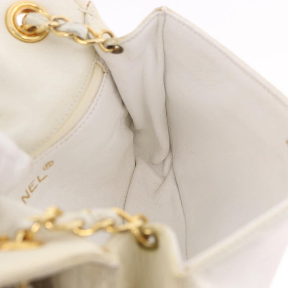 CHANEL Schoudertas met ketting Lamsleer Wit Goudkleurig CC Auth 186589A
