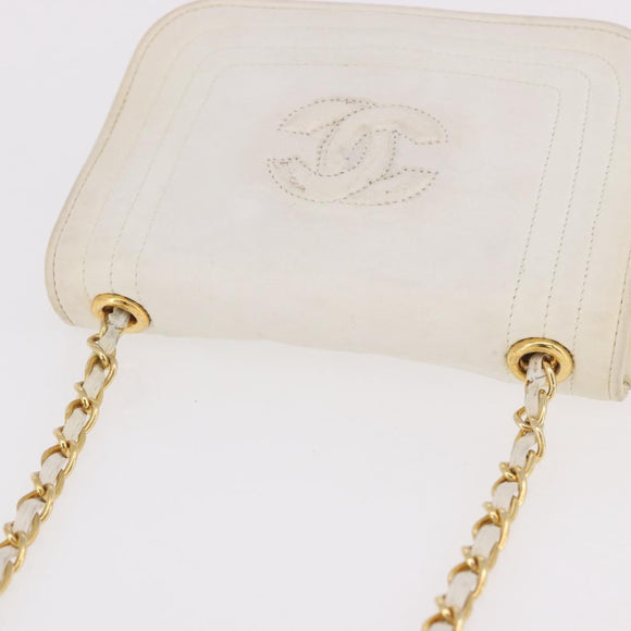 CHANEL Schoudertas met ketting Lamsleer Wit Goudkleurig CC Auth 186589A