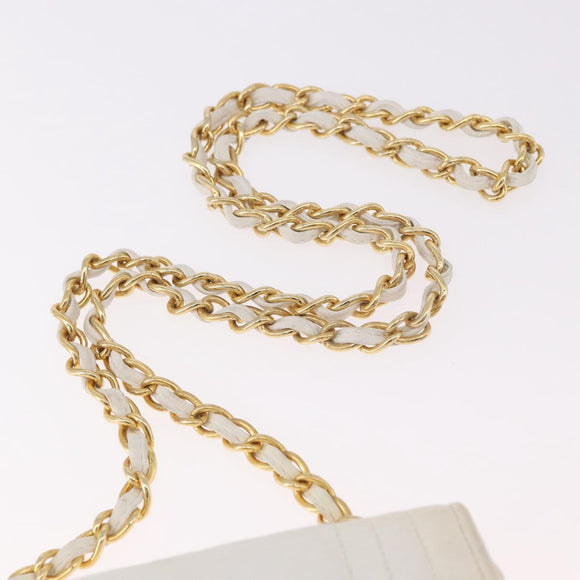 CHANEL Schoudertas met ketting Lamsleer Wit Goudkleurig CC Auth 186589A