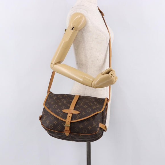LOUIS VUITTON Monogram Saumur 30 Shoulder Bag M42256 LV Auth 186661A