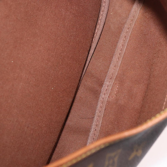LOUIS VUITTON Monogram Saumur 30 Shoulder Bag M42256 LV Auth 187014
