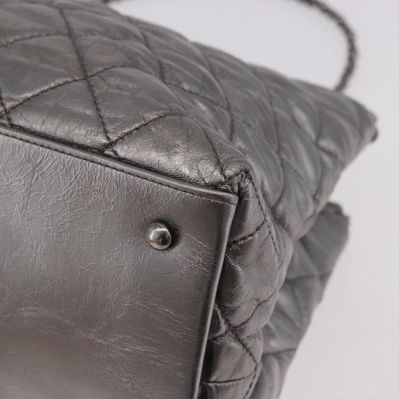 CHANEL Matelasse Chain Me Shoulder Bag Leather Silver CC Auth 187120SAV