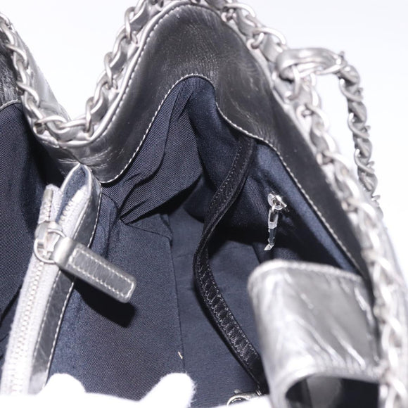 CHANEL Matelasse Chain Me Shoulder Bag Leather Silver CC Auth 187120SAV